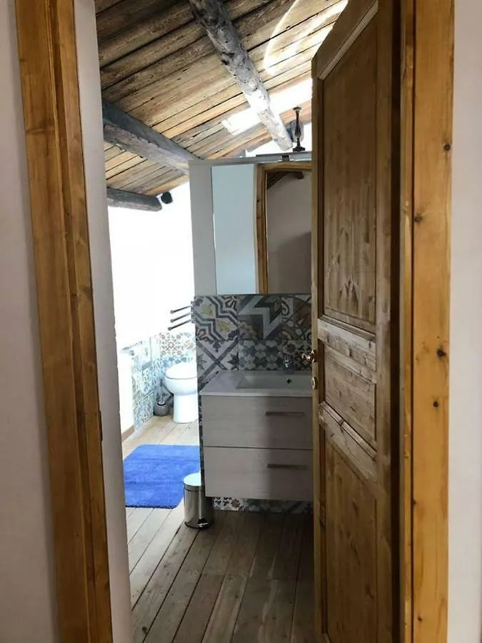 Appartamento mansardato nel cuore di Palermo - accesso Terrazza 0*,  Italia